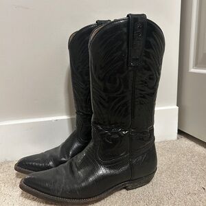 Women's Black Western Cowboy Boots - Embossed Leather Pull-On